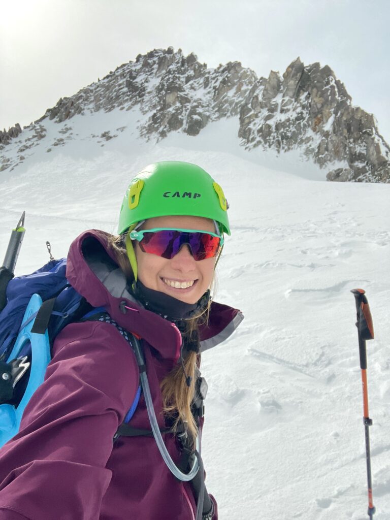 Preparación de la mochila de trekking de tres días en refugios